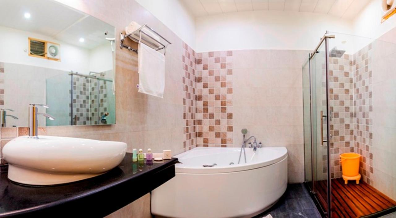 Hotel Yash Inn Mirzapur Luaran gambar