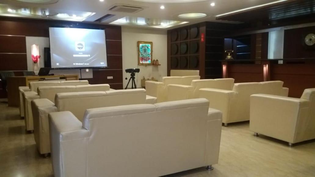 Hotel Yash Inn Mirzapur Luaran gambar